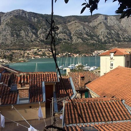 شقة Chic & Stylish With Seaview-Terrace - Kotor Indah المظهر الخارجي الصورة
