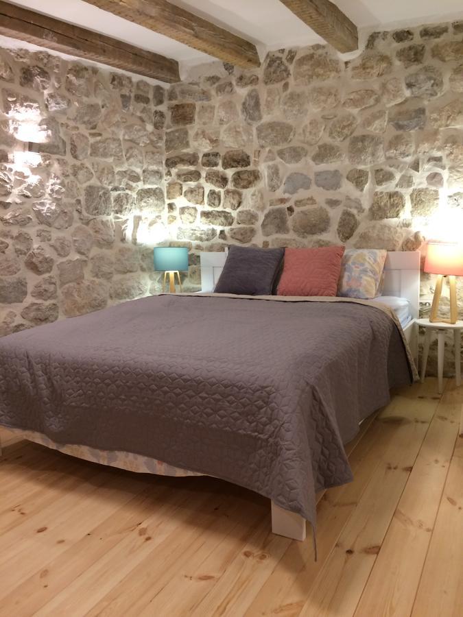 شقة Chic & Stylish With Seaview-Terrace - Kotor Indah المظهر الخارجي الصورة